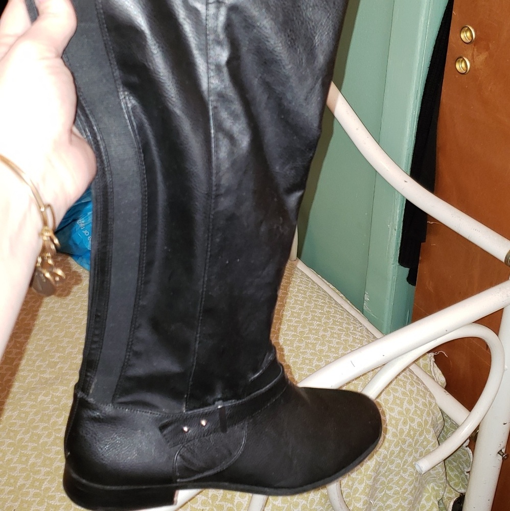 black 9.5 boots